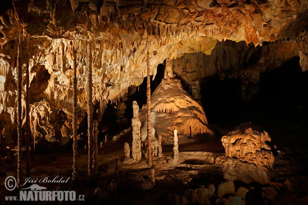 Karsthöhle (Caver)
