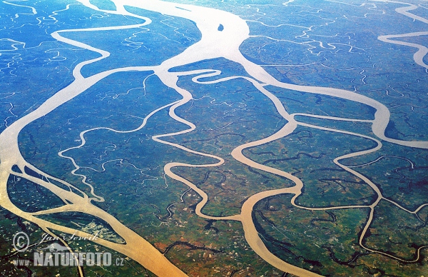 Delta Irrawaday Fluss (Air)